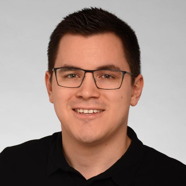 Kevin - Mitgründer Solity GmbH, Spezialist für Webdesign und Website-Entwicklung für Schweizer KMU